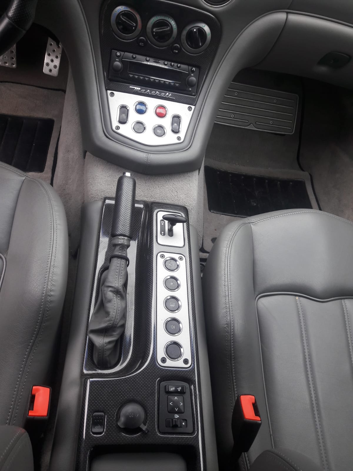Maserati Gransport Spyder (2006) only 13,700mls Tom�s
